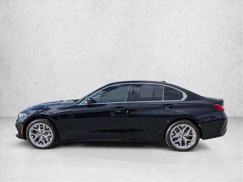Used 2025 BMW 330i Sedan w/ Premium Package RWD image 9