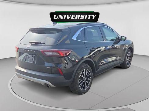 Used 2025 Ford Escape SE FWD image 3