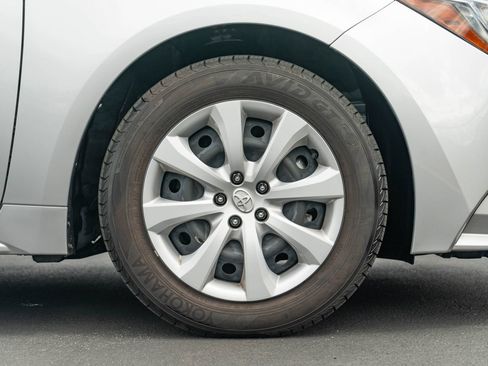 Certified 2026 Toyota Corolla LE FWD image 12