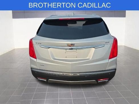 Used 2017 Cadillac XT5 Platinum AWD/4WD image 9