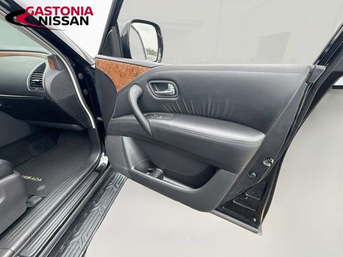 Used 2024 Nissan Armada SL w/ Captain's Chairs Package AWD/4WD image 38