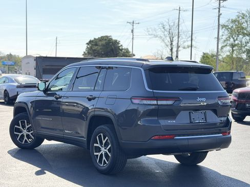 Used 2023 Jeep Grand Cherokee L Limited image 7