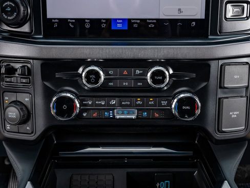 Used 2026 Ford F250 Platinum AWD/4WD image 28