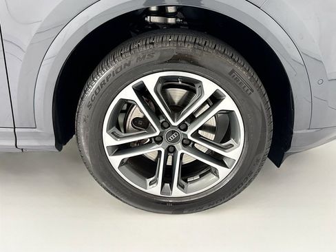 Used 2025 Audi Q5 Premium Plus w/ Premium Plus AWD/4WD image 31