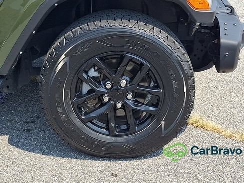 Used 2023 Jeep Wrangler Unlimited Sport AWD/4WD image 8