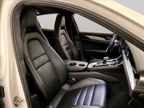 Used 2019 Porsche Panamera GTS AWD/4WD image 7