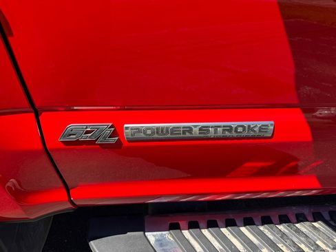 Used 2017 Ford F250 XLT w/ XLT Value Package AWD/4WD image 12