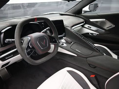 Used 2023 Chevrolet Corvette Stingray Premium Cpe w/ Z51 Performance Package RWD image 16