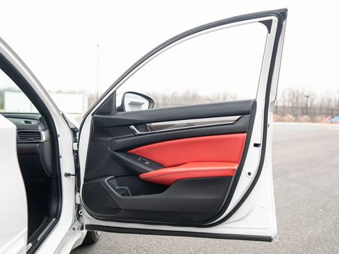 Used 2019 Honda Accord Sport image 48