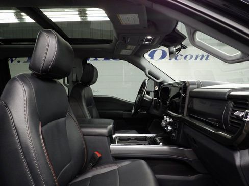 Used 2023 Ford F250 Lariat w/ Lariat Ultimate Package image 38