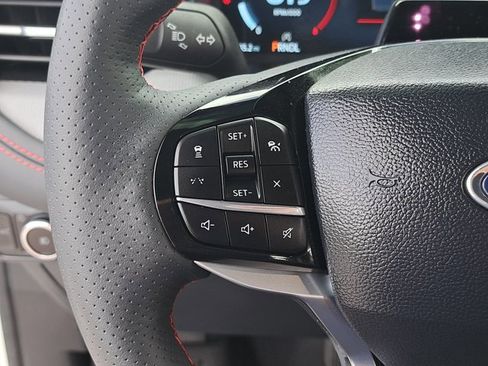 Certified 2025 Ford Explorer ST-Line w/ Premium Package image 24