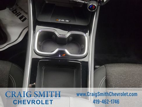Used 2025 Chevrolet Traverse LT FWD image 28
