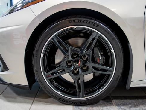 Used 2021 Chevrolet Corvette Stingray Preferred Cpe w/ Z51 Performance Package image 15