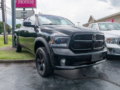 Used 2015 RAM 1500 Express AWD/4WD image 4