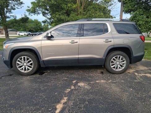 Used 2019 GMC Acadia SLE w/ Driver Alert Package I AWD/4WD image 3