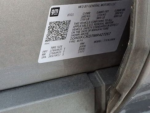 Used 2021 Chevrolet Suburban LT image 36