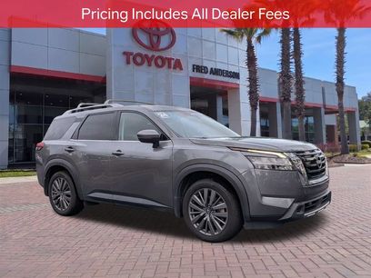 Used 2024 Nissan Pathfinder SL w/ SL Premium Package