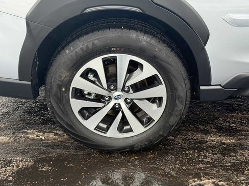 Certified 2025 Subaru Outback Premium w/ Popular Package #1A image 8