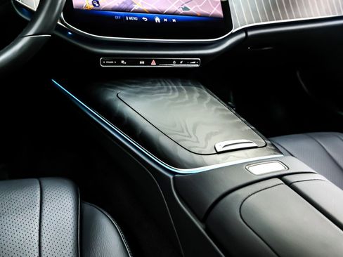 Certified 2025 Mercedes-Benz E 350 E 350 RWD Sedan w/ Winter Package image 8