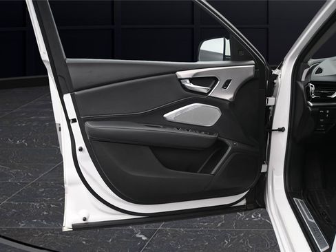 Certified 2024 Acura RDX SH-AWD w/ Technology Package image 9