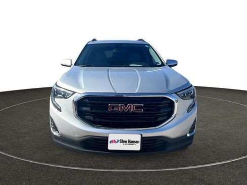 Used 2020 GMC Terrain SLE w/ Driver Convenience Package image 9