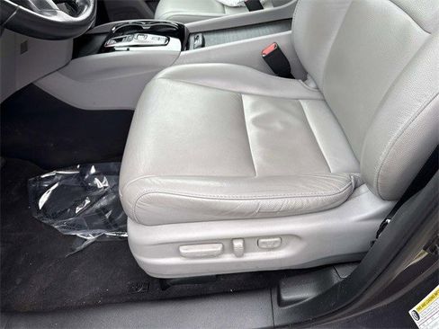 Used 2019 Honda Pilot Touring image 15