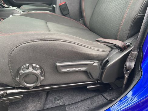 Used 2019 Jeep Wrangler Unlimited Rubicon image 25