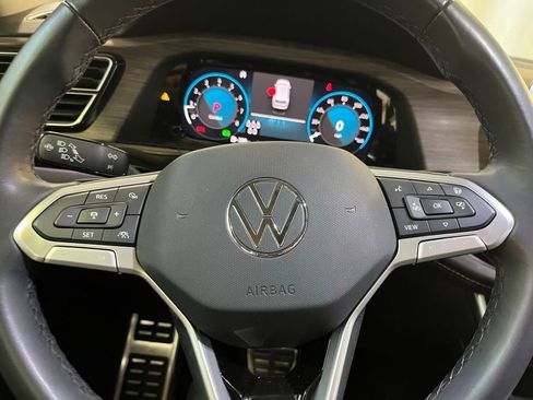 Used 2024 Volkswagen Atlas SEL Premium R-Line AWD/4WD image 20