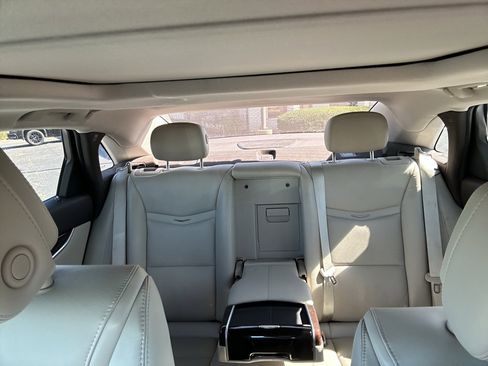 Used 2014 Cadillac XTS Luxury image 26