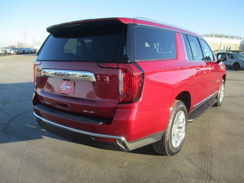 Certified 2023 GMC Yukon XL SLT w/ SLT Premium Package image 5