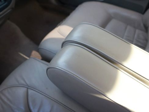 Used 2002 Mercury Grand Marquis LS image 35