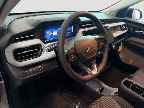 New 2027 Chevrolet Bolt LT w/ Comfort Package image 11