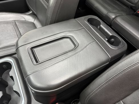 Used 2019 GMC Sierra 1500 Denali w/ Denali Ultimate Package AWD/4WD image 24