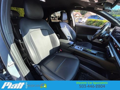 Used 2023 Hyundai Ioniq 6 SEL RWD image 38