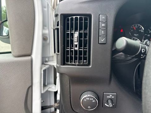 Used 2025 GMC Savana 2500 w/ Driver Convenience Package RWD image 29