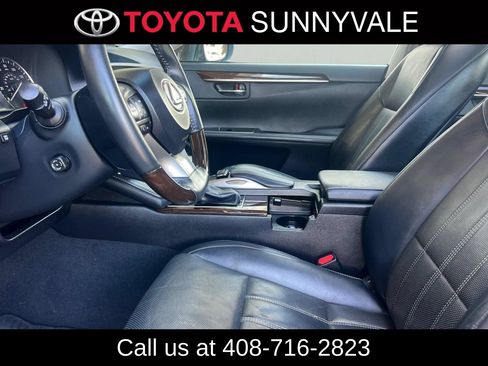 Used 2016 Lexus ES 350 w/ Luxury Package w/Wood Trim FWD image 14