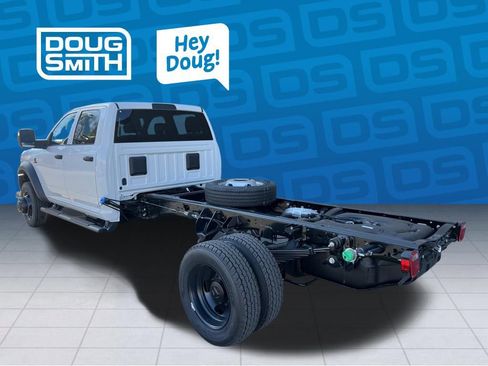New 2026 RAM 5500 Tradesman AWD/4WD image 4