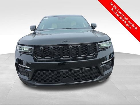 New 2025 Jeep Grand Cherokee Limited image 2