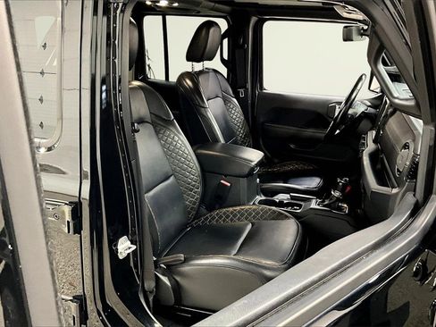 Used 2022 Jeep Wrangler Unlimited Sahara image 28