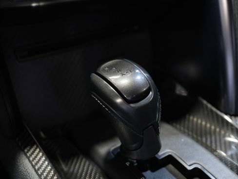 Used 2013 Nissan GT-R Premium image 41