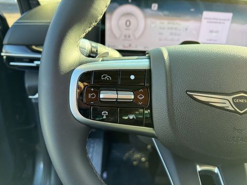 Used 2025 Genesis GV80 2.5T Standard image 22