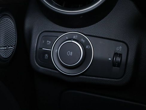 Used 2018 Alfa Romeo Stelvio Ti AWD/4WD image 25
