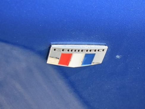 Used 2016 Chevrolet Camaro SS RWD image 12
