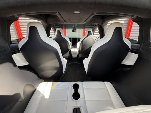 Used 2019 Tesla Model X 100D image 15