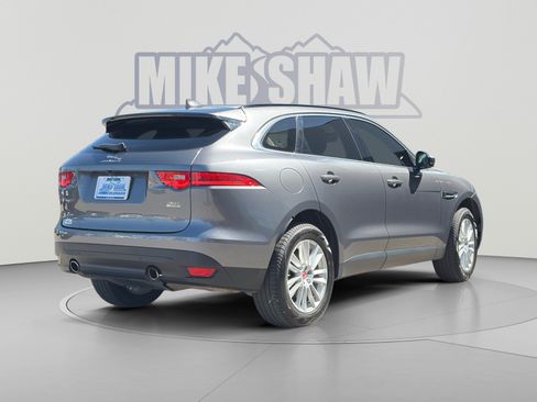 Used 2019 Jaguar F-PACE Prestige AWD/4WD image 5