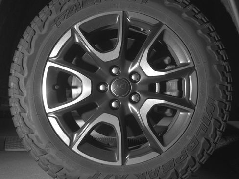 Used 2025 Jeep Compass Trailhawk AWD/4WD image 13