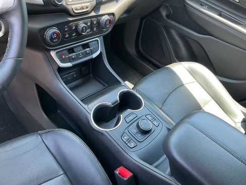 Used 2023 GMC Terrain SLT w/ Tech Package AWD/4WD image 15