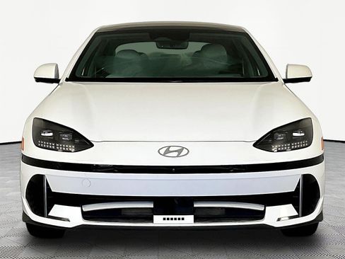 Certified 2025 Hyundai Ioniq 6 Limited AWD/4WD image 2