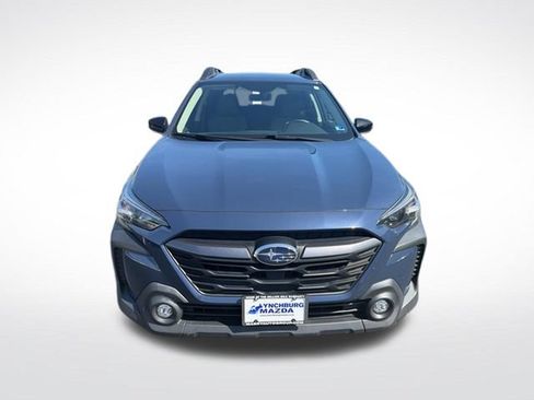 Used 2023 Subaru Outback Premium AWD/4WD image 9