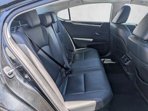 Used 2022 Lexus ES 300h w/ Accessory Package 2 FWD image 19